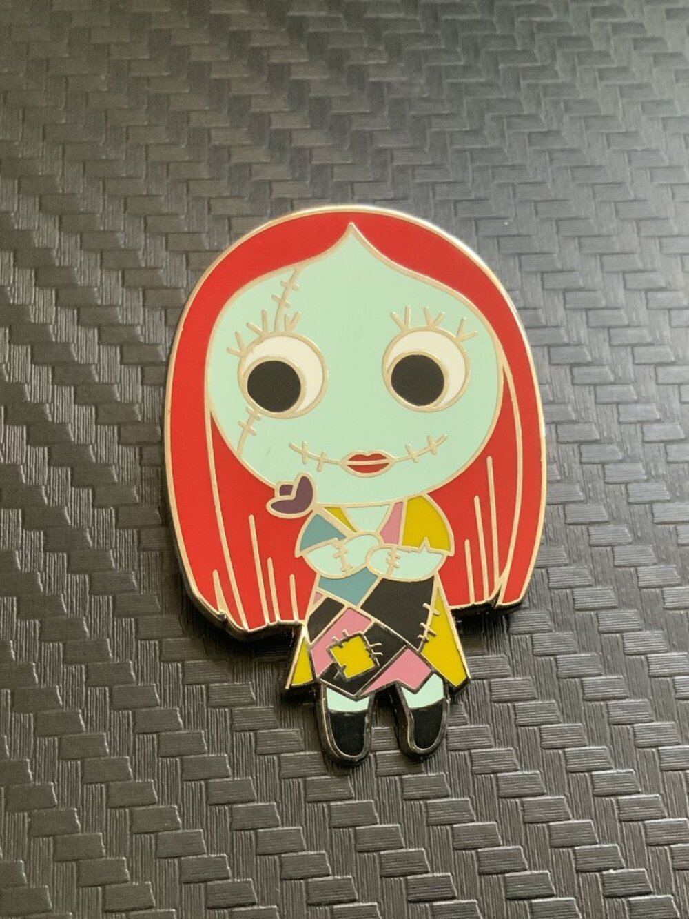 Disney Parks Nightmare Before Christmas 2022 Mystery Pin Sally